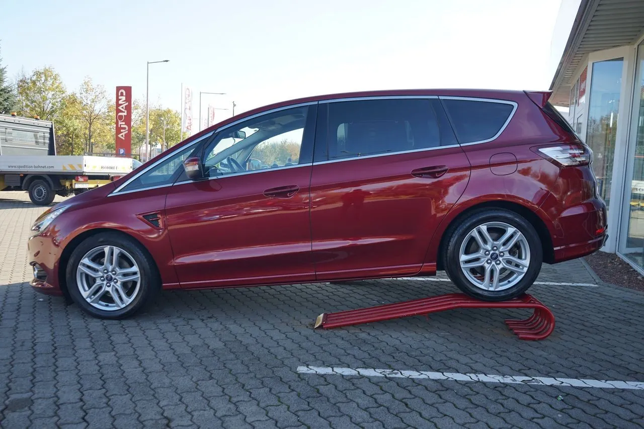 Ford S-Max 2.0 TDCi Titanium...  Image 2