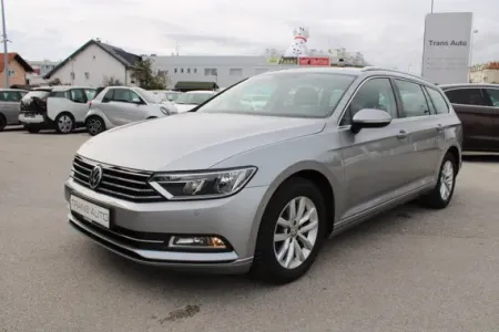 Volkswagen Passat Variant 1.6 TDi DSG *NAVIGACIJA,KAMERA*