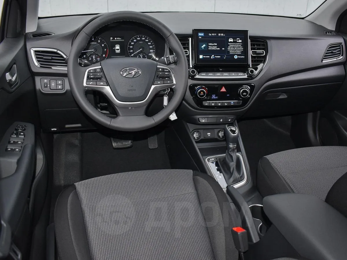 Hyundai Solaris Image 4